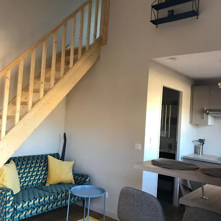 Duplex Avec Piscine 아파트 *